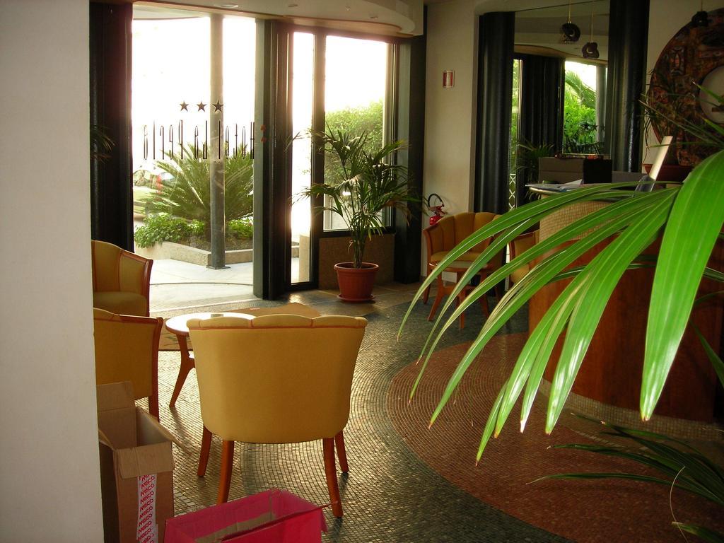 La Perla B&B Hotel Roseto Degli Abruzzi Exterior foto
