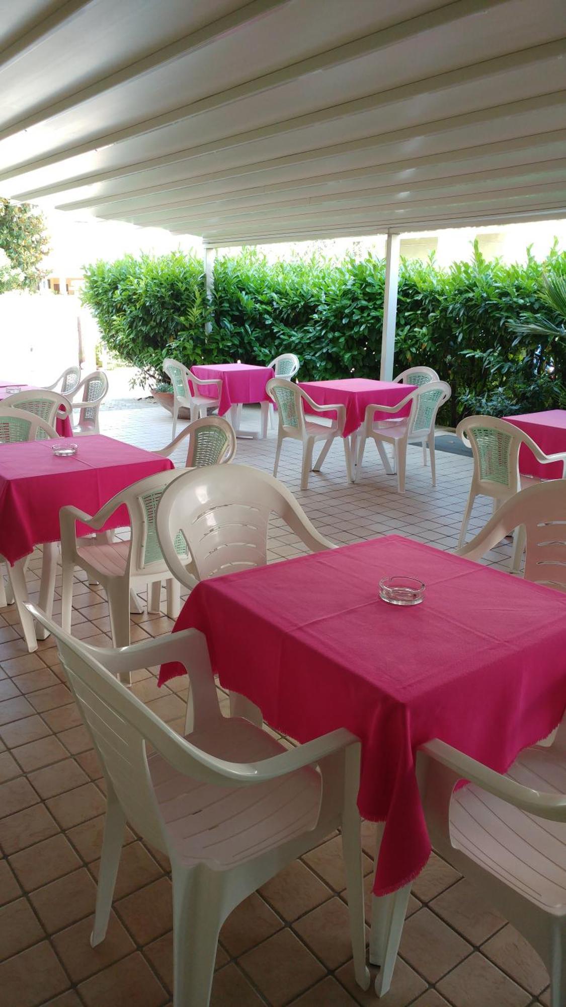 La Perla B&B Hotel Roseto Degli Abruzzi Exterior foto